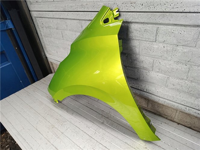 NISSAN MICRA K14 2017 - 2024 BŁOTNIK LEWY PRZEDNI ORYGINAŁ (17770067683)