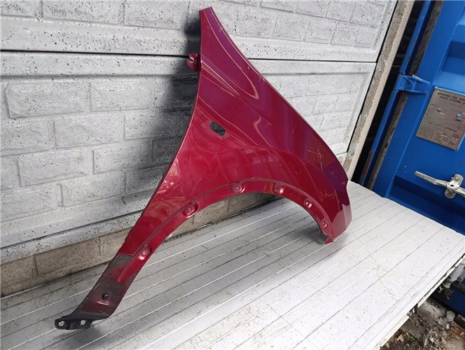 NISSAN QASHQAI 10-13 LIFT BŁOTNIK PRAWY PRZÓD ORYGINAŁ (17770069328)