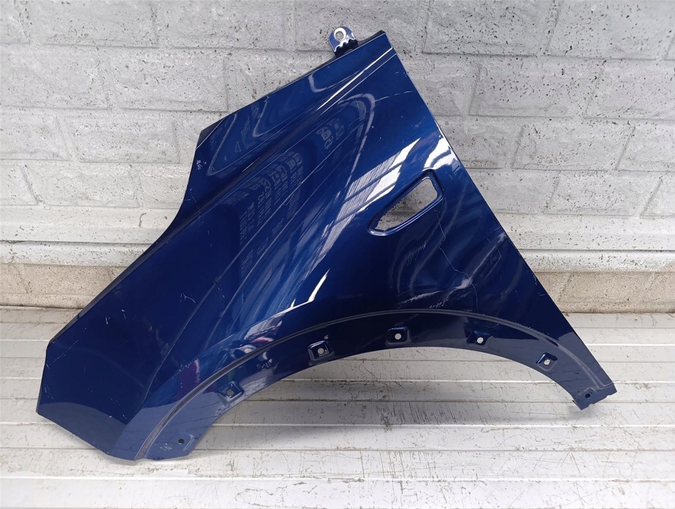 OPEL CROSSLAND X 2018-2024 BŁOTNIK PRZEDNI LEWY ORYGINAŁ (17770083252)