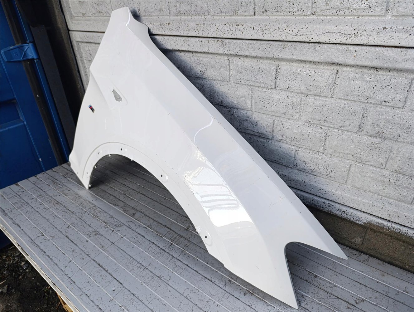 BMW X3 X4 F25 F26 BŁOTNIK PRZEDNI PRAWY ORYGINAŁ (17783140991)