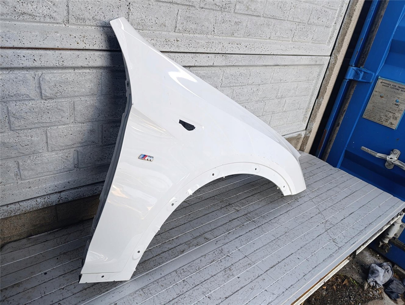 BMW X3 X4 F25 F26 BŁOTNIK PRZEDNI PRAWY ORYGINAŁ (17783140991)