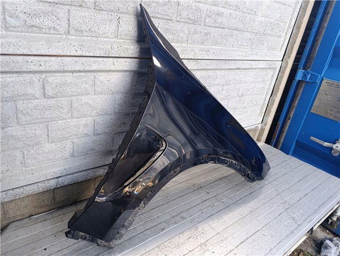 BMW X5 F15 BŁOTNIK PRAWY ORYGINAŁ (17783265759)