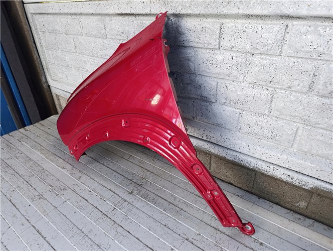 CITROEN C3 AIRCROSS BŁOTNIK LEWY PRZEDNI ORYGINAŁ (17783271183)