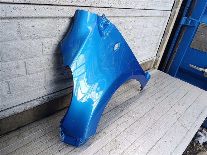 CITROEN C1 PEUGEOT 107 05-15 BŁOTNIK PRZEDNI LEWY ORYGINAŁ (17783316330)