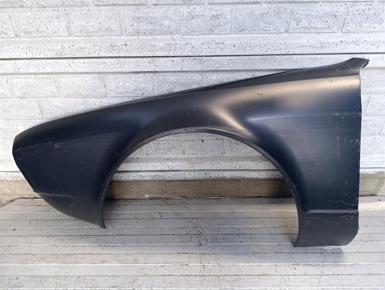 ALFA ROMEO ALFETTA BŁOTNIK PRZEDNI LEWY ORYGINAŁ (17783357952)