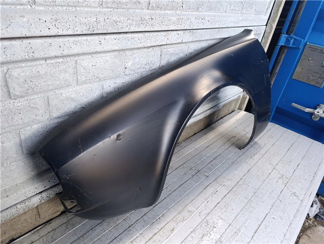 ALFA ROMEO ALFETTA BŁOTNIK PRZEDNI LEWY ORYGINAŁ (17783357952)