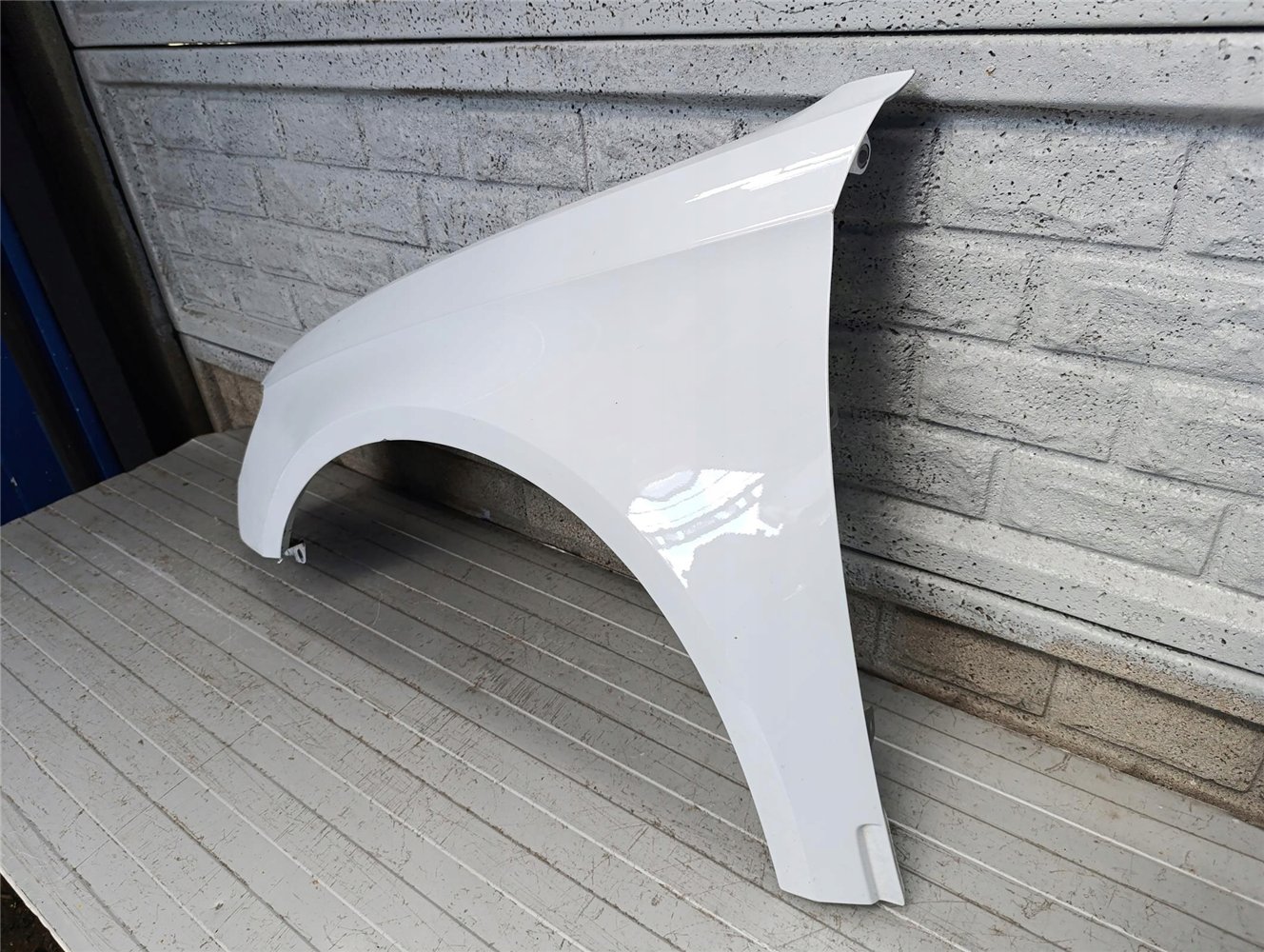 AUDI RS3 RS 3 HB 8V5 BŁOTNIK PRZEDNI LEWY (17783434599)