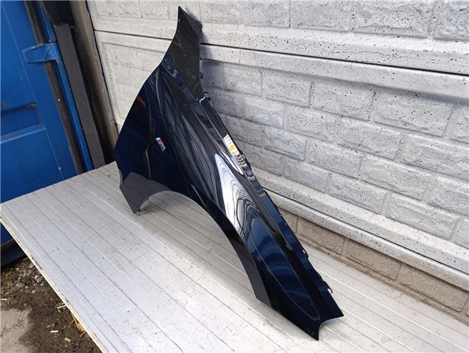 BMW M2 M 2 G87 23- BŁOTNIK PRAWY ORYGINAŁ (17783450047)