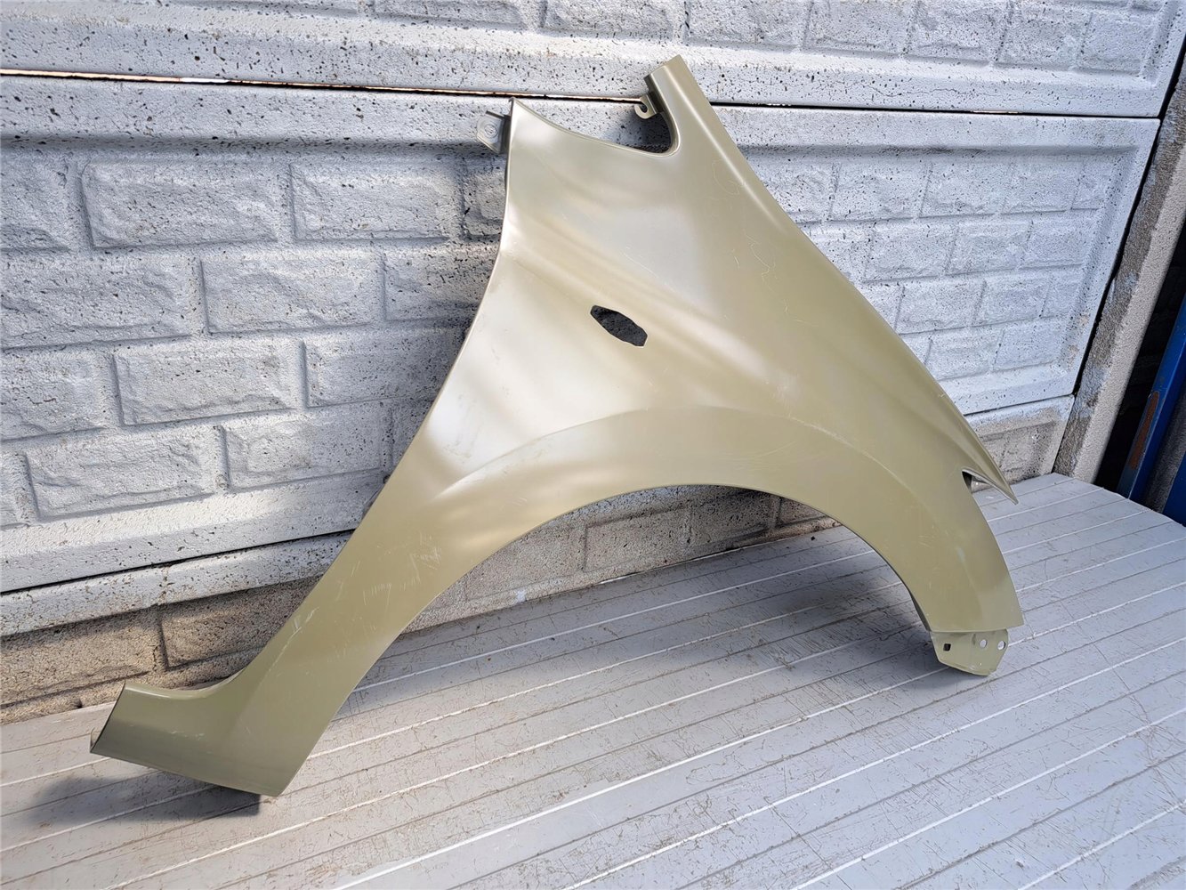 TOYOTA AURIS 1 I 06-10 BŁOTNIK PRZEDNI PRAWY NOWY ORYGINAŁ (17783506559)