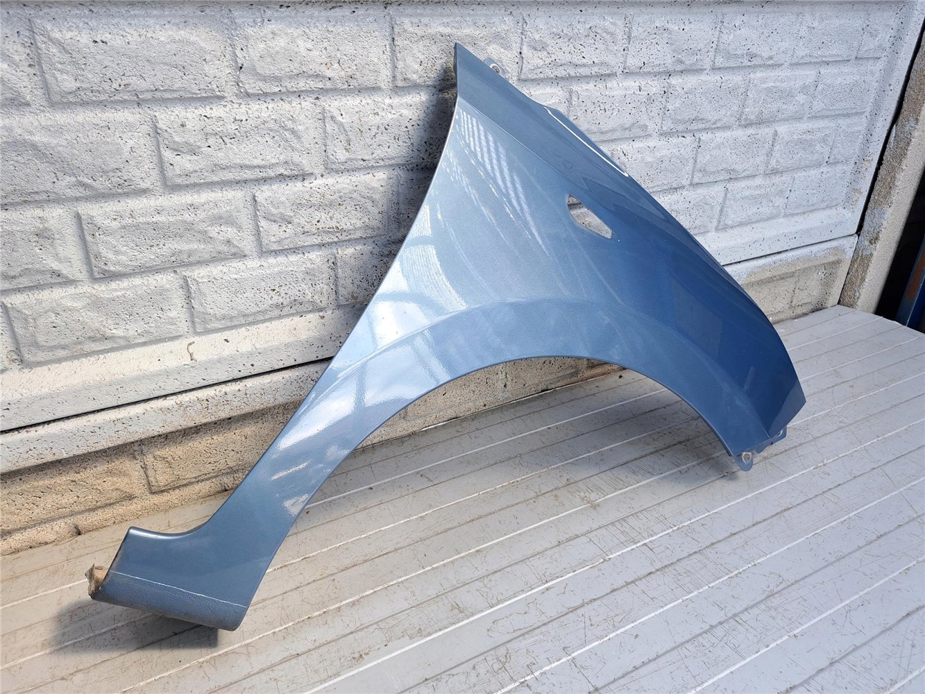 HYUNDAI I10 i 10 2014-2020 BŁOTNIK PRAWY PRZÓD ORYGINAŁ (17783525661)