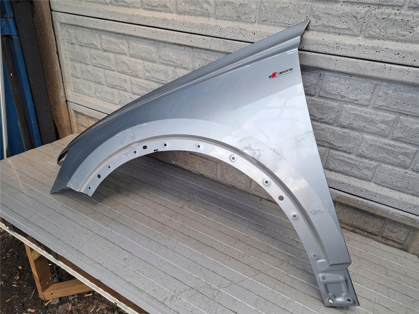 AUDI Q8 Q 8 BŁOTNIK PRZEDNI LEWY ORYGINAŁ (17783582997)