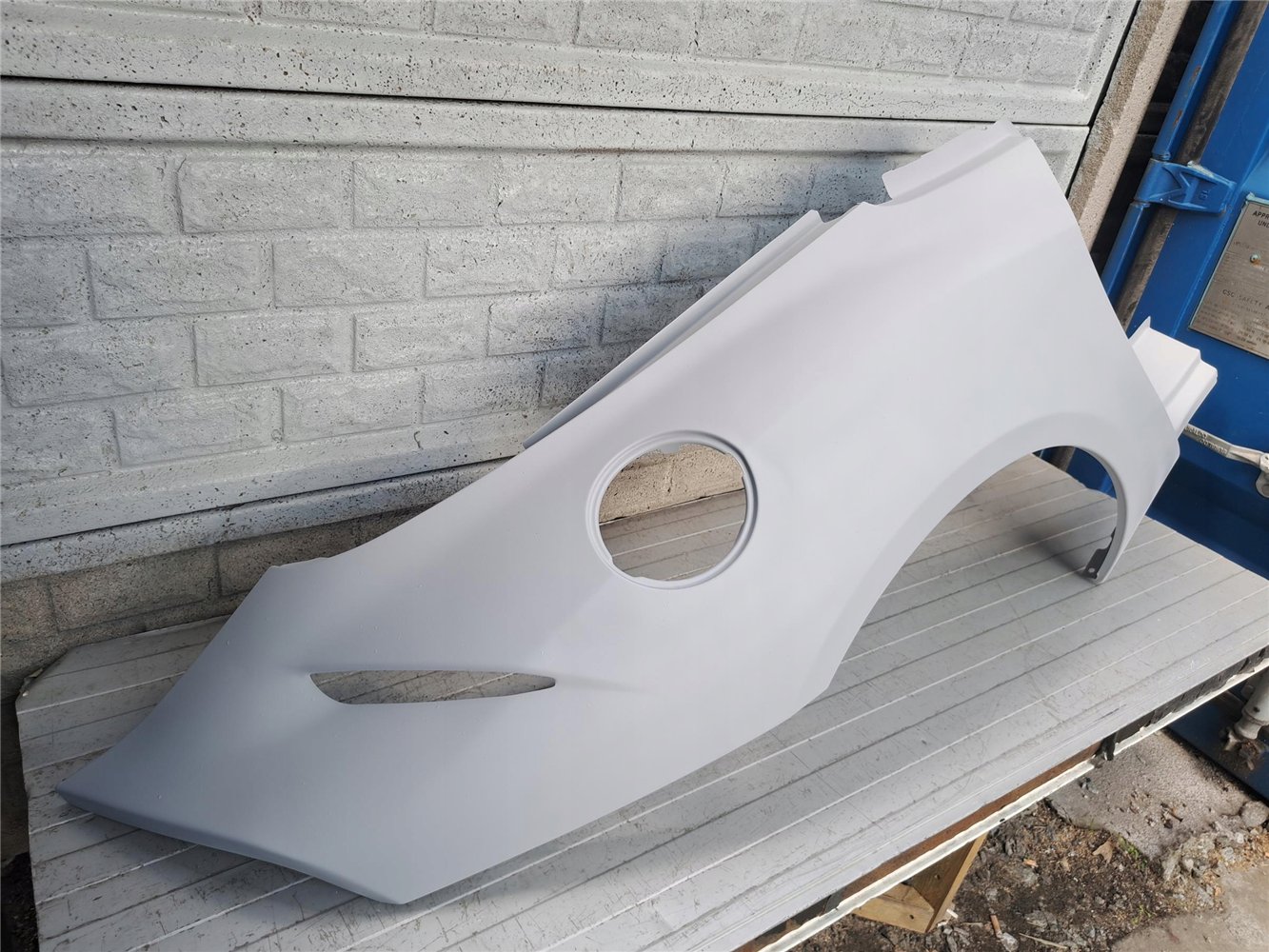 FERRARI 812 SUPERFAST ĆWIARTKA TYLNA 812RH TYLNY BŁOTNIK PRAWY (17783597040)