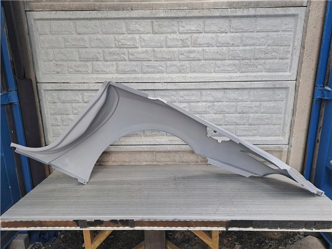 FERRARI 812 SUPERFAST ĆWIARTKA TYLNA 812RH TYLNY BŁOTNIK PRAWY (17783597040)