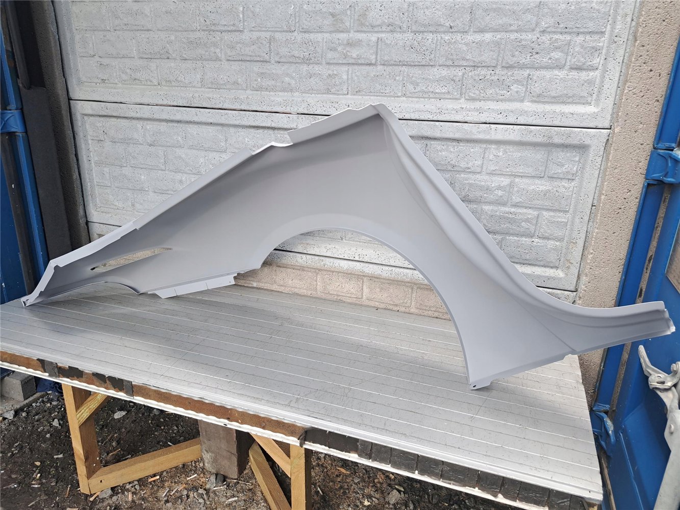 FERRARI 812 SUPERFAST ĆWIARTKA TYLNA 812RH TYLNY BŁOTNIK LEWY (17783899269)