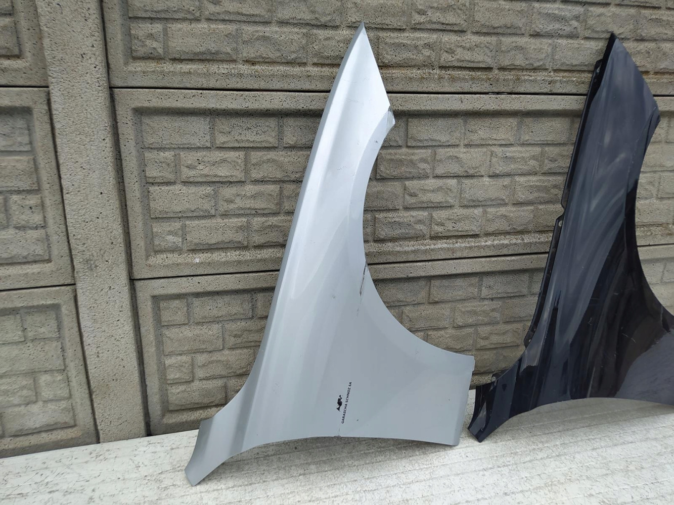 BMW 3 F30 F31 2012-2018 BŁOTNIK PRAWY PRZEDNI - (12331021194)