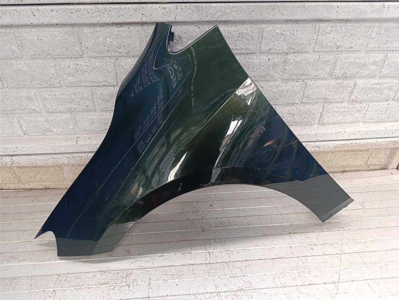 BMW 2 II U06 U-06 BŁOTNIK PRZEDNI LEWY ORYGINAŁ (17787856461)