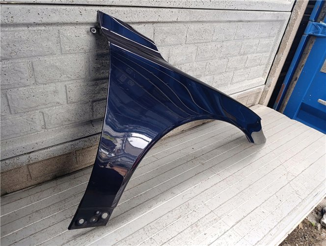 VOLVO S80 V70 2007-2018 BŁOTNIK PRAWY PRZEDNI ORYGINAŁ (17787958671)