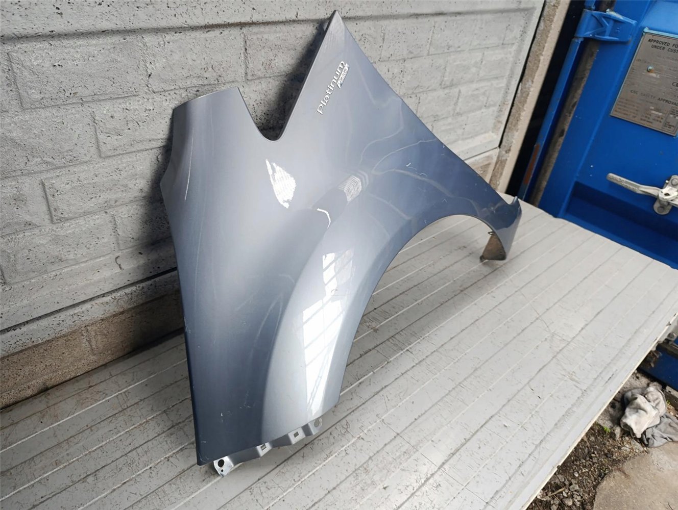 KIA VENGA 2011-2018 BŁOTNIK LEWY PRZEDNI ORYGINAŁ (17788015379)