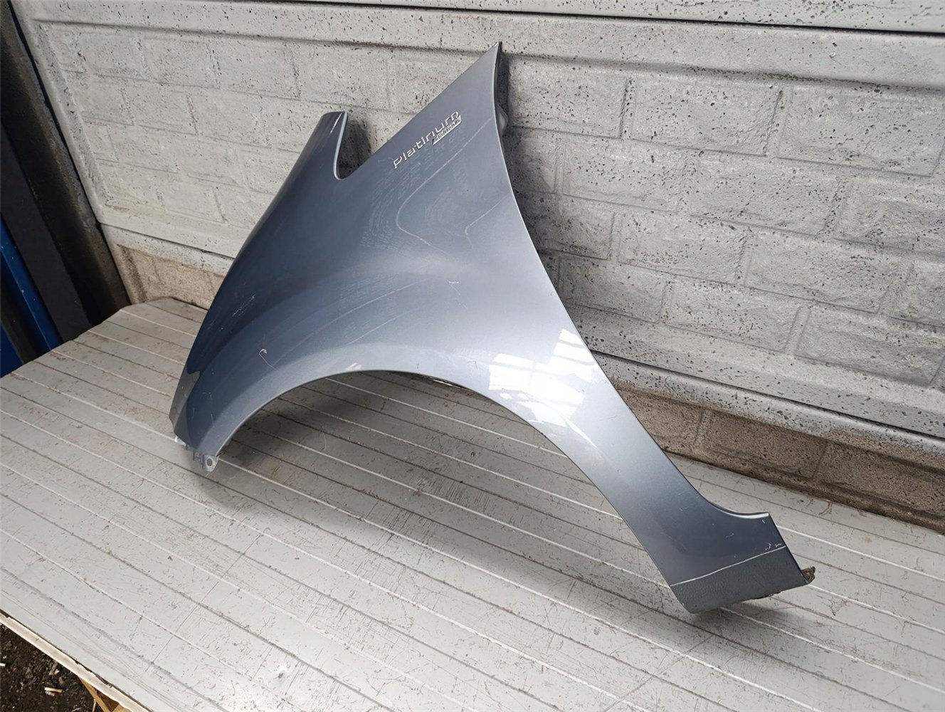 KIA VENGA 2011-2018 BŁOTNIK LEWY PRZEDNI ORYGINAŁ (17788015379)