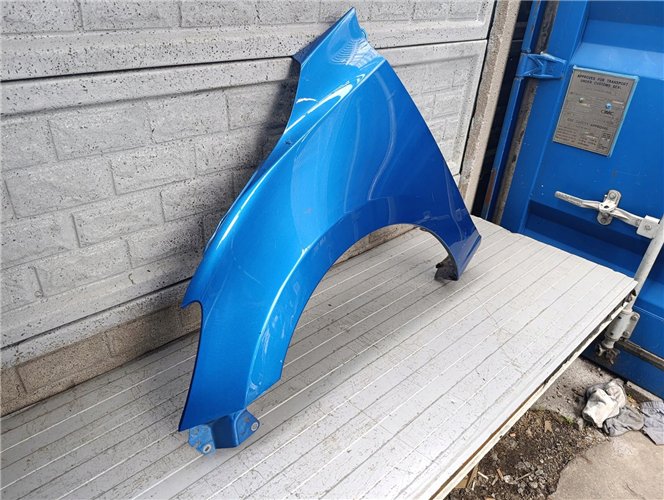 MAZDA 2 II 2015-2022 BŁOTNIK LEWY PRZEDNI ORYGINAŁ (17788185353)