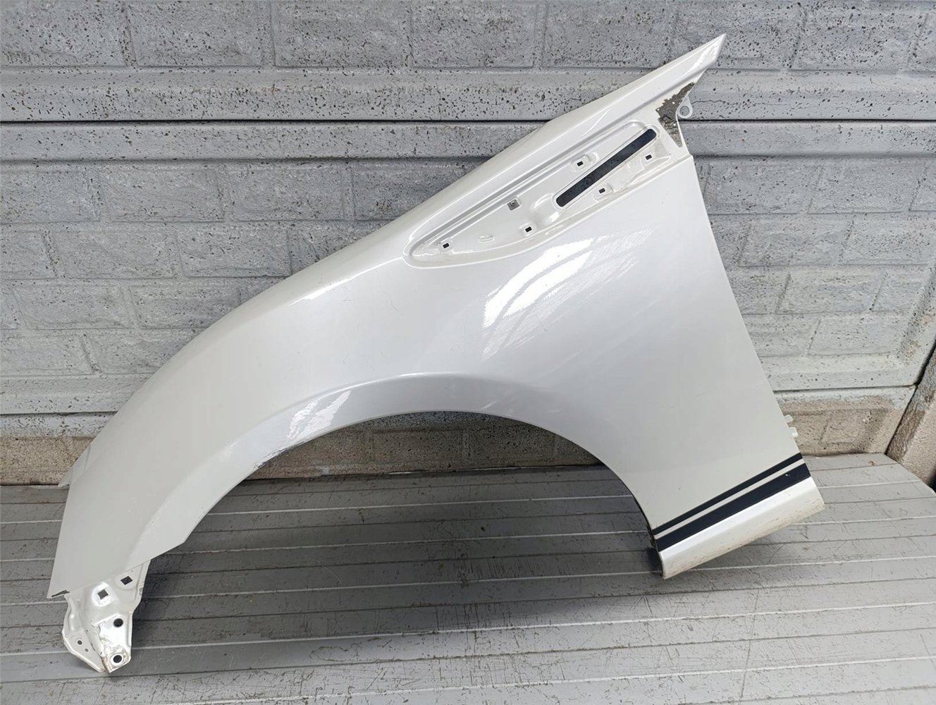 BŁOTNIK PRZEDNI LEWY SUBARU BRZ 1 I / TOYOTA GT86 12-21 ORYGINAŁ (17788210096)