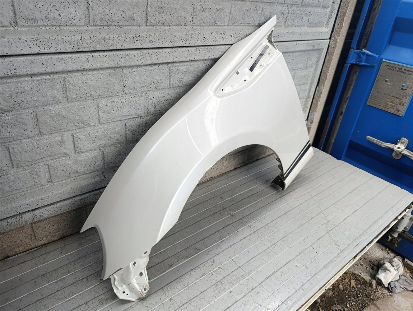 BŁOTNIK PRZEDNI LEWY SUBARU BRZ 1 I / TOYOTA GT86 12-21 ORYGINAŁ (17788210096)