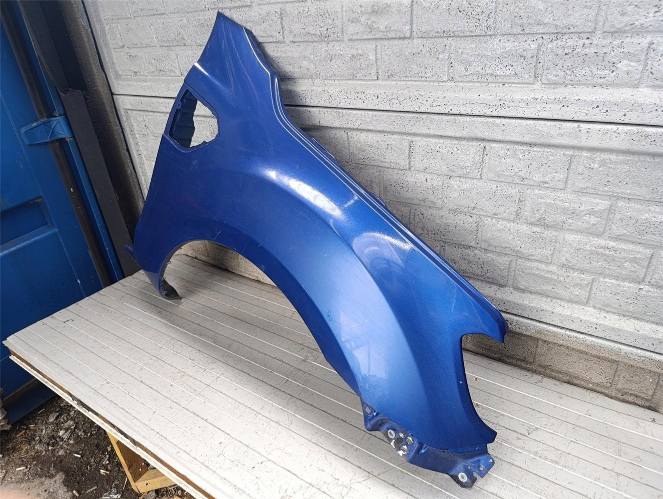 FORD RANGER LIFT 17-22 BŁOTNIK PRAWY PRZEDNI ORYGINAŁ (17788230042)