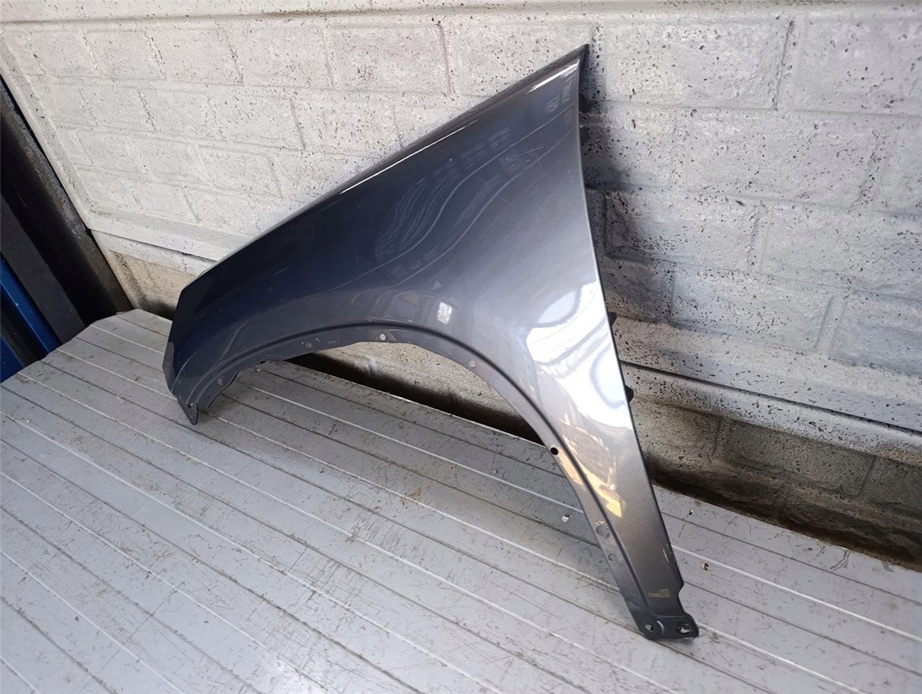 VW TIGUAN 2007-2017 BŁOTNIK PRZEDNI LEWY ORYGINAŁ (17790526044)