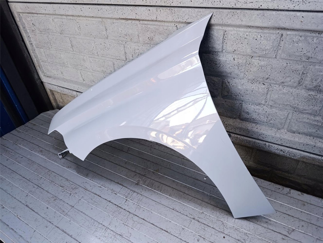 BŁOTNIK PRZEDNI LEWY PEUGEOT 308 T10 ORYGINAŁ (17790541199)