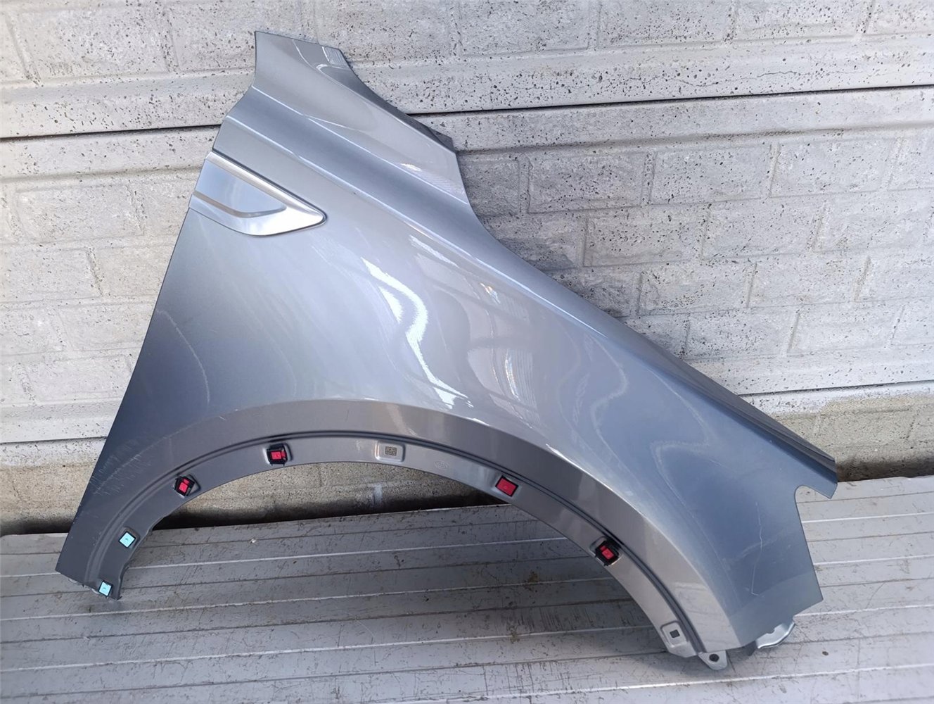 KIA SORENTO IV 2021-2025 BŁOTNIK PRAWY ORYGINAŁ (17790547608)