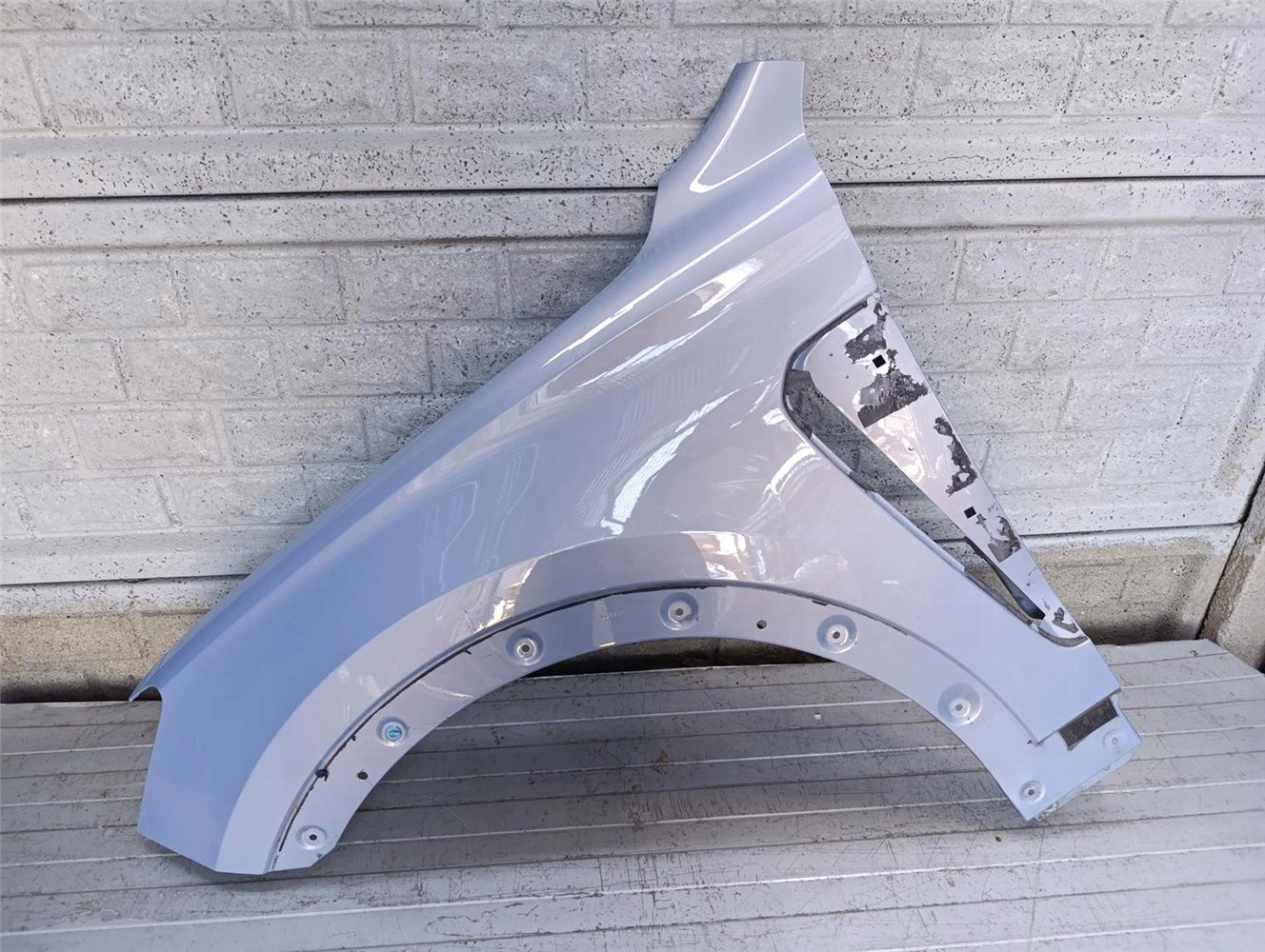 MG MARVEL R BŁOTNIK PRZEDNI LEWY ORYGINAŁ (17790561289)