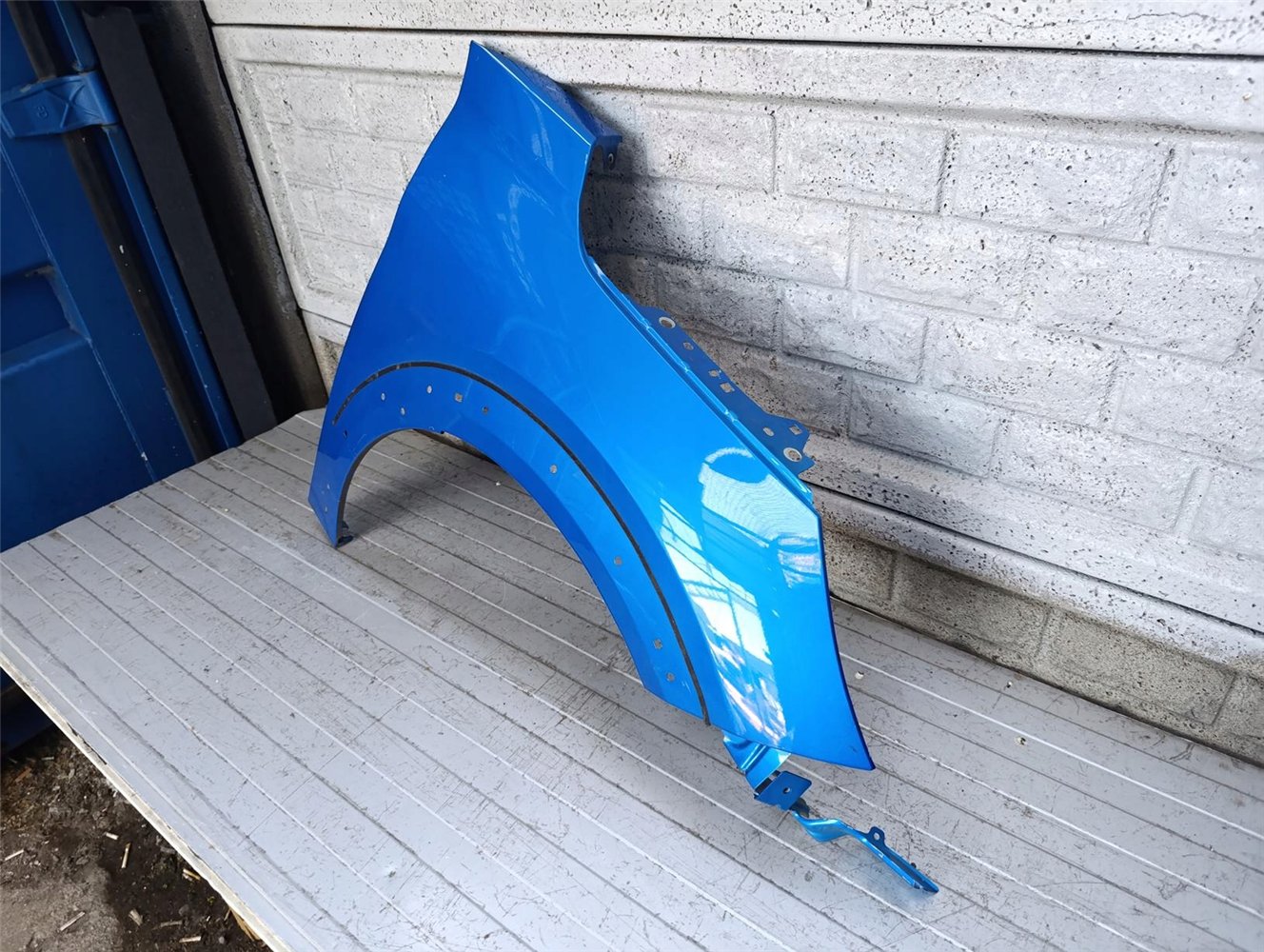 PEUGEOT 208 II GTI 2019-2023 BŁOTNIK PRAWY PRZEDNI ORYGINAŁ (17793782236)