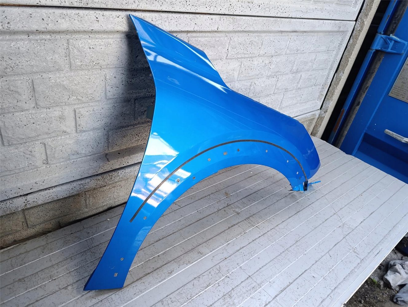 PEUGEOT 208 II GTI 2019-2023 BŁOTNIK PRAWY PRZEDNI ORYGINAŁ (17793782236)