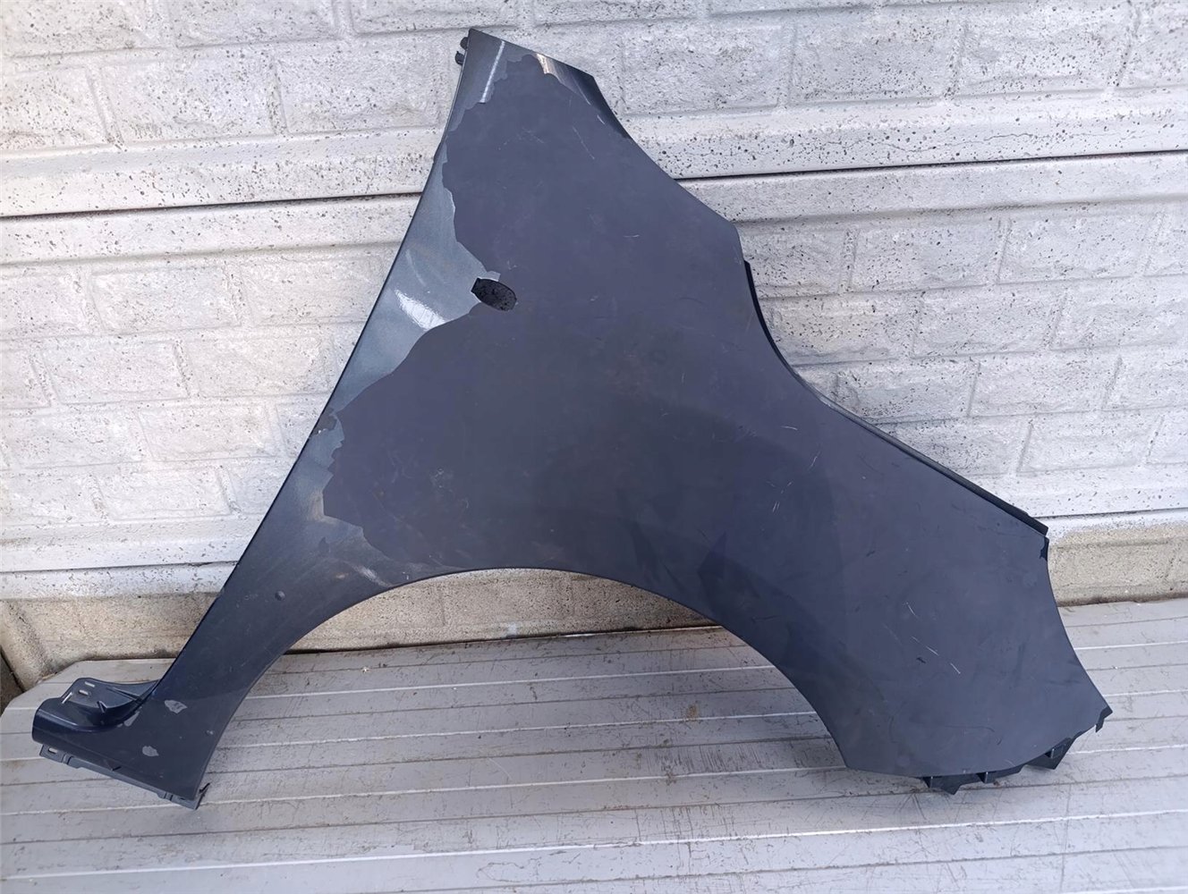 MERCEDES CITAN W415 12-21 BŁOTNIK PRZEDNI PRAWY ORYGINAŁ (17793830115)