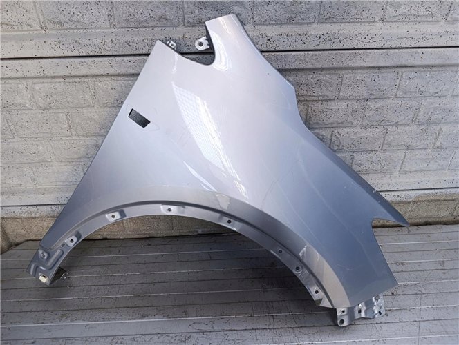 OPEL MOKKA BŁOTNIK PRAWY PRZEDNI ORYGINAŁ (17793836501)