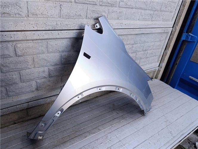 OPEL MOKKA BŁOTNIK PRAWY PRZEDNI ORYGINAŁ (17793836501)