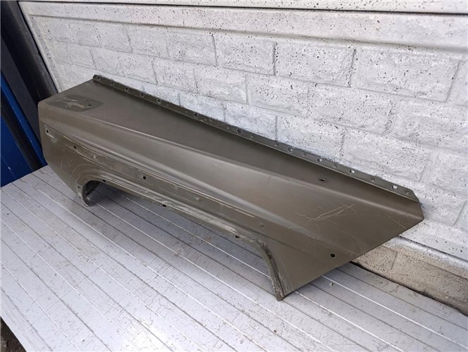 BŁOTNIK LEWY PRZÓD MERCEDES G KLASA W460 79- ORYGINAŁ (17796613829)