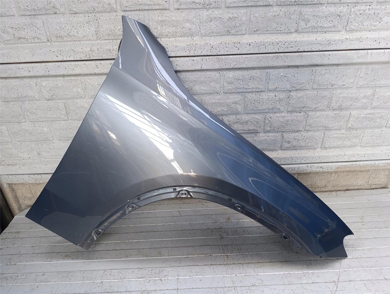 MERCEDES GLC W254 X254 BŁOTNIK PRAWY PRZEDNI ORYGINAŁ (17796630127)