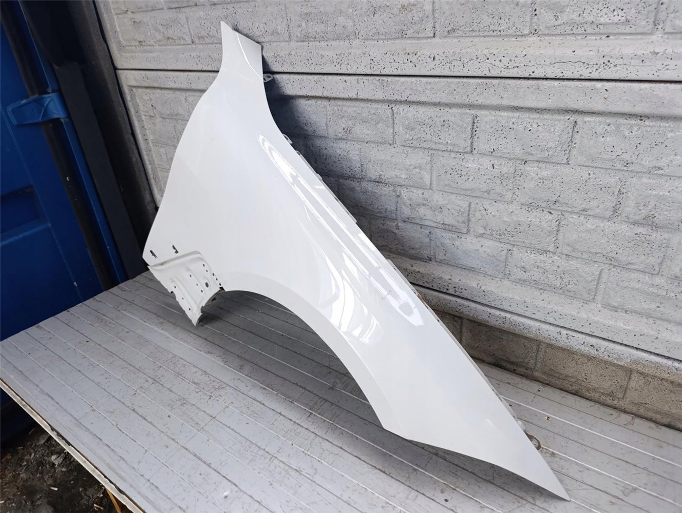 BMW I4 i4 G24 G26 GRAN COUPE BŁOTNIK PRAWY ORYGINAŁ (17796641813)