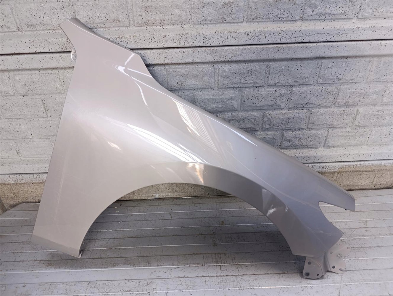 MAZDA III 3 2019 -2024 HB BŁOTNIK PRAWY PRZEDNI ORYGINAŁ (17796644732)