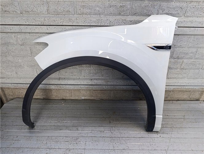 VW T ROC TROC T-ROC 17-24 BŁOTNIK LEWY PRZEDNI ORYGINAŁ (17796655258)