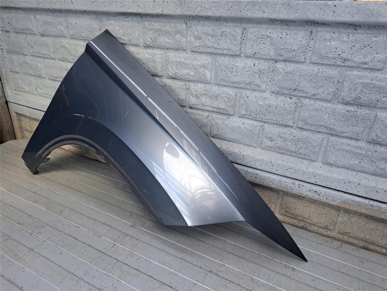 SEAT ATECA 2016 - 2022 BŁOTNIK PRZEDNI PRAWY ORYGINAŁ (17810781766)