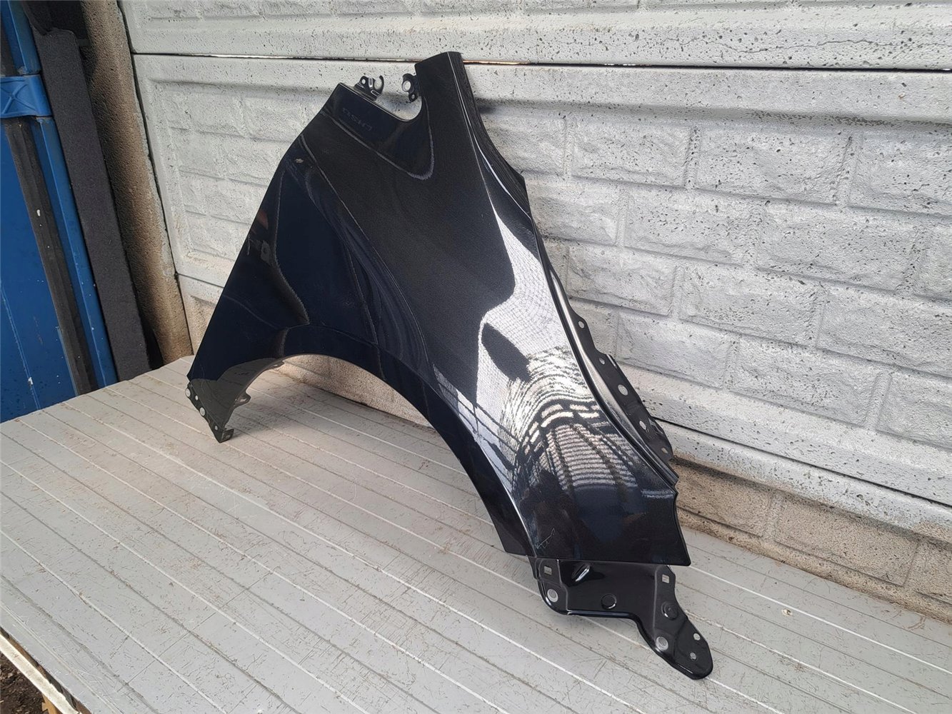 COROLLA HB E21/SUZUKI SWACE E210 XII 19-24 BŁOTNIK PRAWY ORYGINAŁ (17810808330)