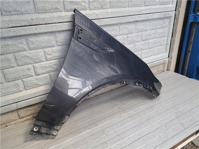 LAND ROVER DISCOVERY 5 17-22 BŁOTNIK PRZEDNI PRAWY ORYGINAŁ (17810817958)