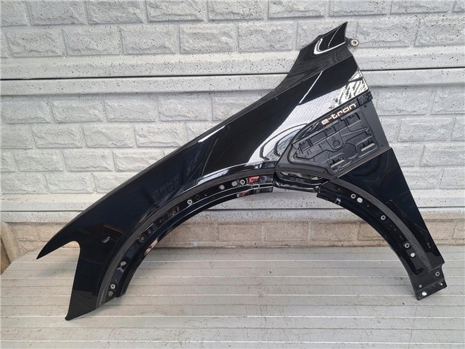 AUDI E-TRON ETRON 2019-2023 BŁOTNIK LEWY PRZEDNI ORYGINAŁ (17810821340)