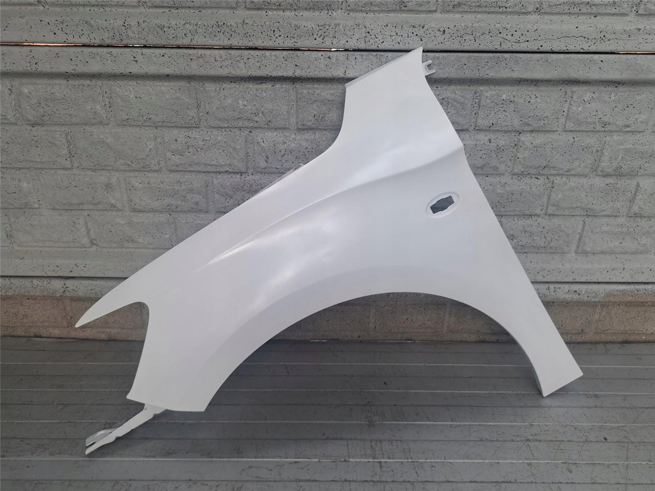 CITROEN C-ELYSEE 2012- BŁOTNIK LEWY PRZEDNI ORYGINAŁ (17810847375)