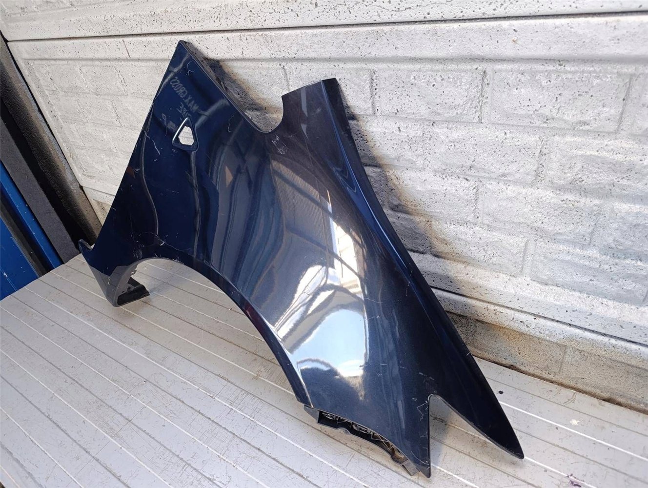 MITSUBISHI COLT LIFT 5D 09-23 BŁOTNIK PRZEDNI PRAWY ORYGINAŁ (17813976736)