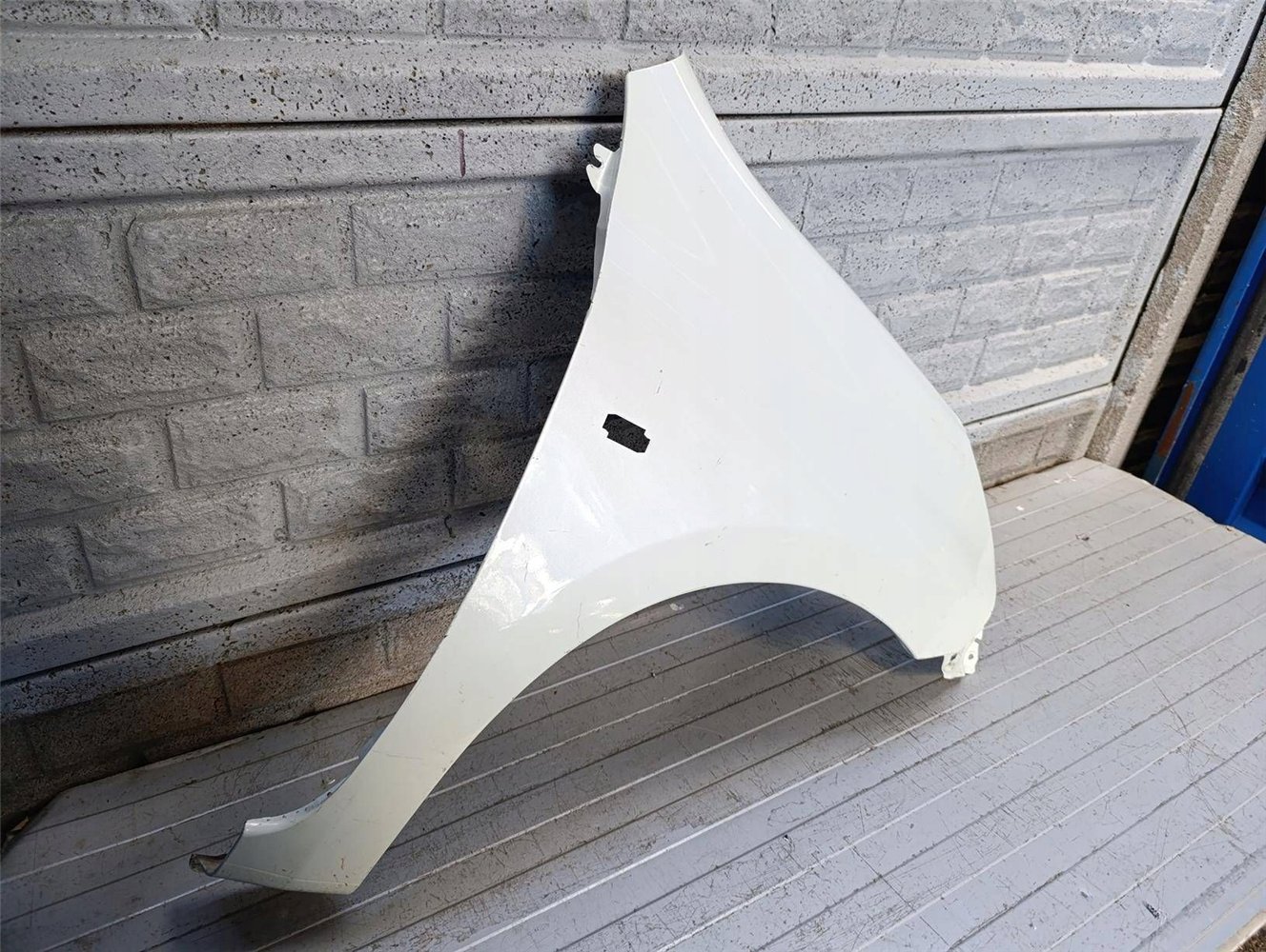 NISSAN MICRA K13 LIFT 13-18 BŁOTNIK PRZEDNI PRAWY ORYGINAŁ (17813989525)