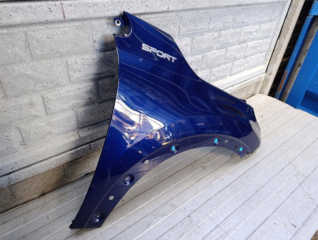 FIAT 500X 500 X 2014-2024 BŁOTNIK PRZEDNI PRAWY ORYGINAŁ (17813999335)