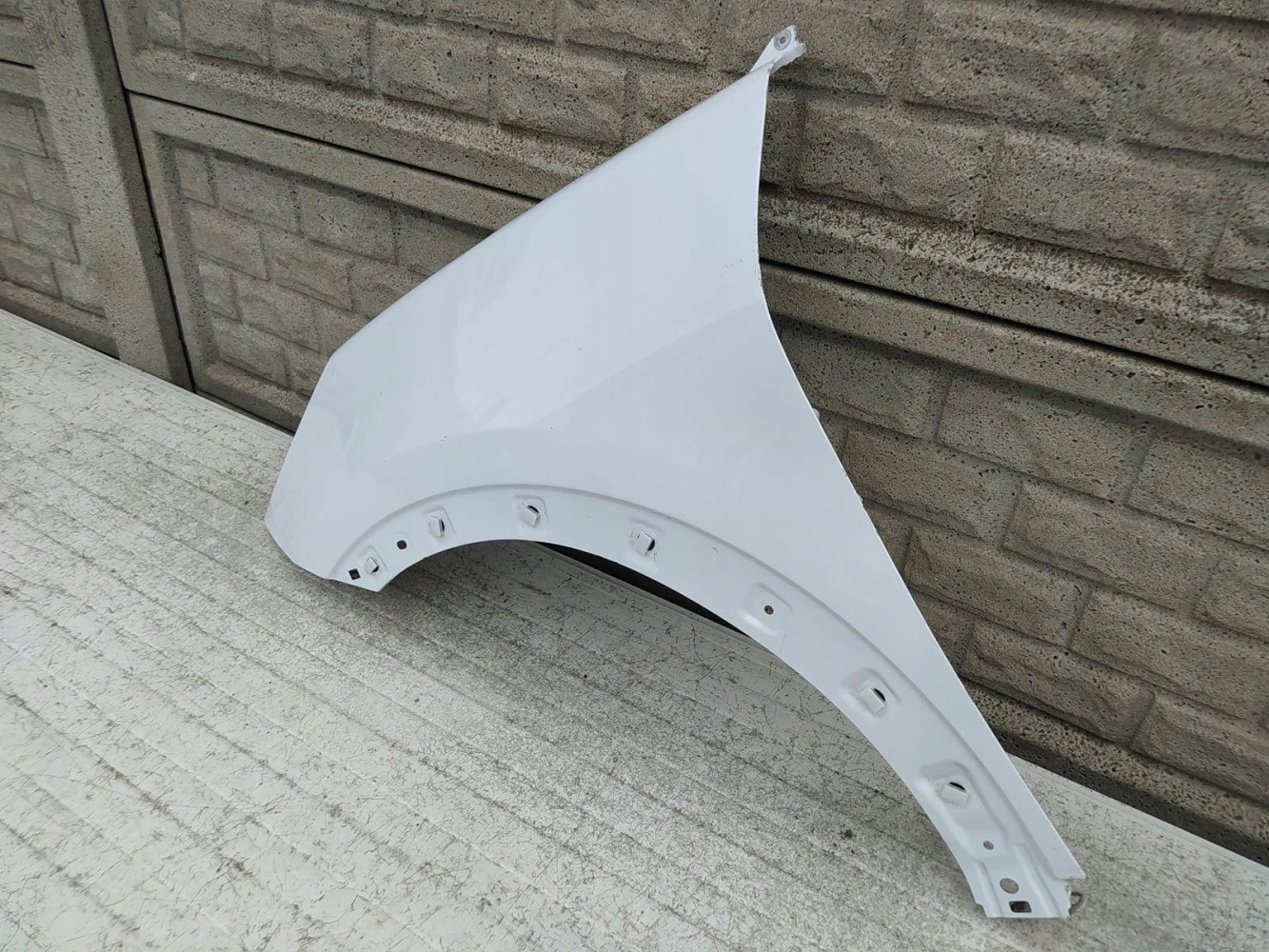 FORD PUMA MK2 2019-2022 BŁOTNIK PRZEDNI LEWY - (12335093498)
